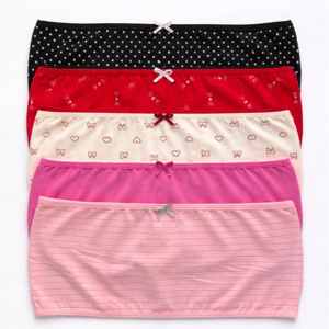 Cinco tops faixa infantis em cores e estampas variadas